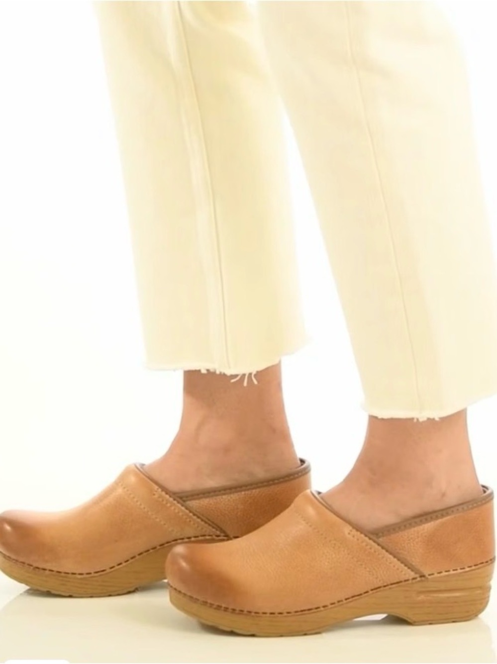 Dansko Wide Pro Honey Distressed Leather Clog Mules Size 38 or 7.5